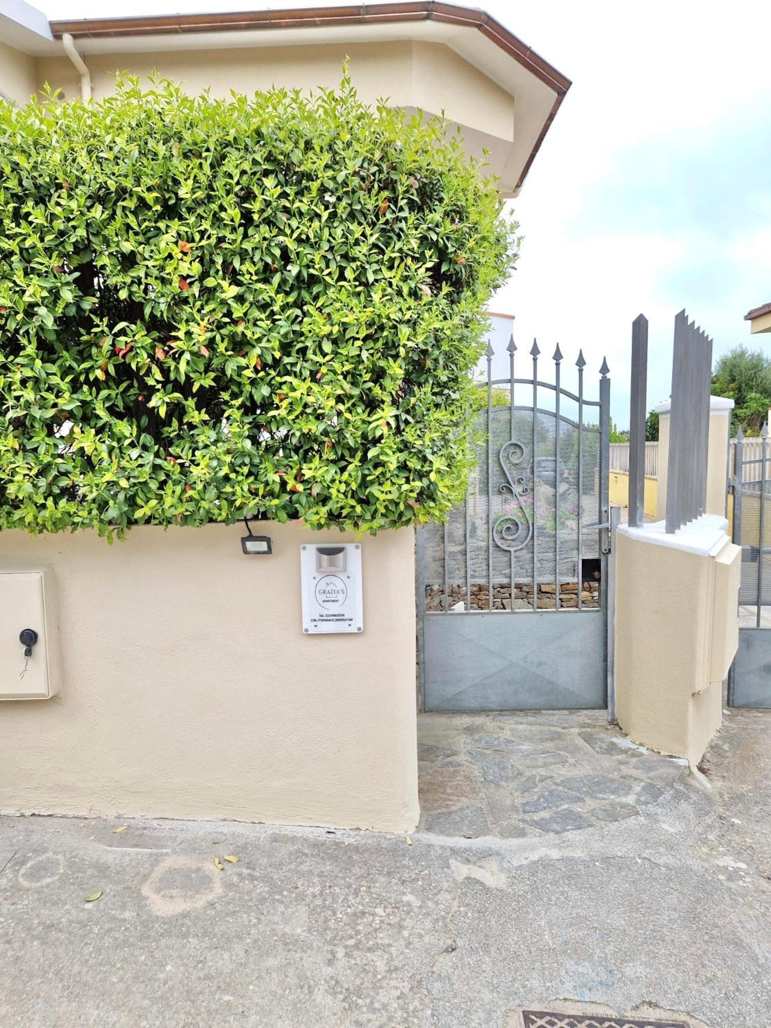 Grazia'S Apartment Sassari Luaran gambar